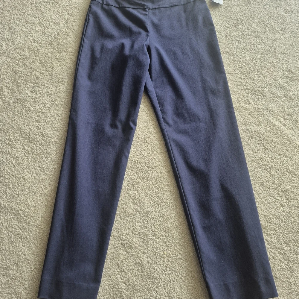 Top & Pants - Picture 7 of 11
